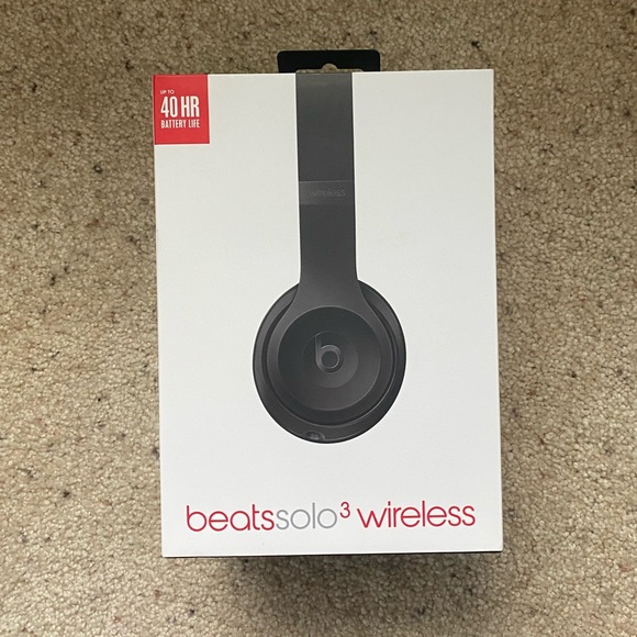 COPY - Beats Solo 3 Headphones